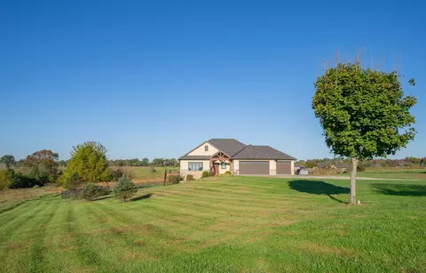 Exterior - 10969 E Bowling Ln, Columbia, MO 65201 photo 5 of 24