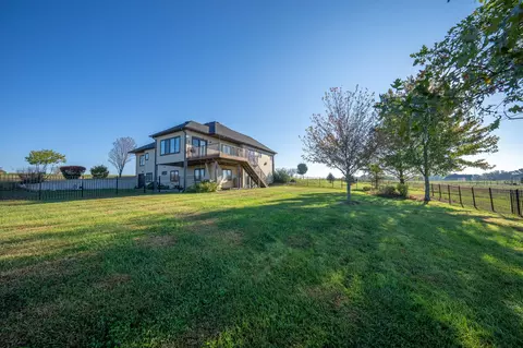 Exterior - 10969 E Bowling Ln, Columbia, MO 65201 photo 9 of 24