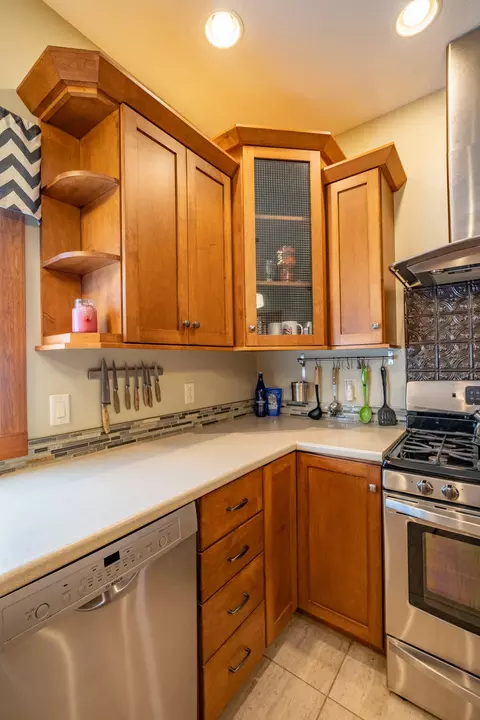 Kitchen - 10969 E Bowling Ln, Columbia, MO 65201 photo 4 of 12