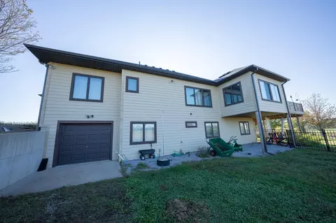Exterior - 10969 E Bowling Ln, Columbia, MO 65201 photo 15 of 24
