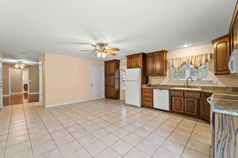 Entry Way - 4370 State Road J, Fulton, MO 65251 photo 1 of 1