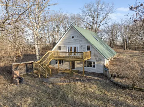 2662 County Road 1310, Moberly, MO 65270
