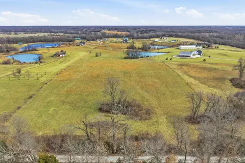 E Bowling Ln, Columbia, MO 65201 photo 8