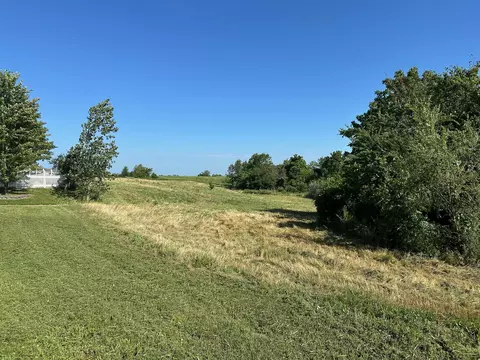Kit Carson Dr, Boonville, MO 65233