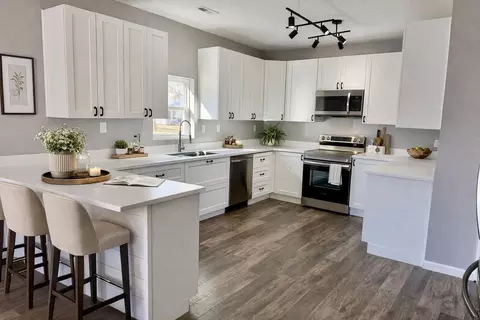 11814 Main St, Centertown, MO 65023