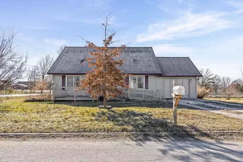 Exterior - 210 King St, Fulton, MO 65251 photo 7 of 8