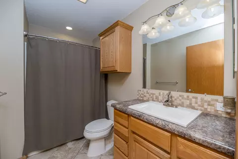Bath - 9325 E St Charles Rd, Columbia, MO 65202 photo 3 of 4
