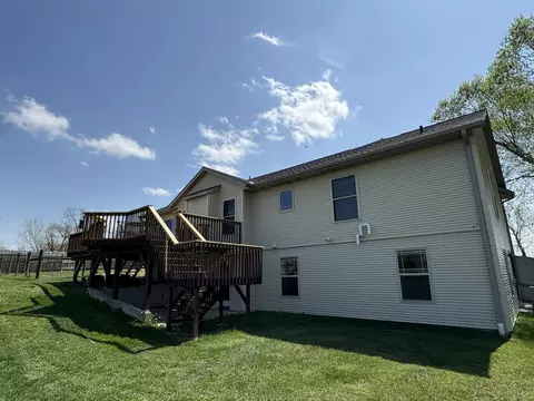 Exterior - 9325 E St Charles Rd, Columbia, MO 65202 photo 2 of 7