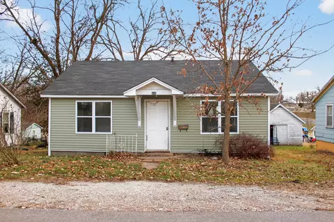 806 Middle St, Fulton, MO 65251