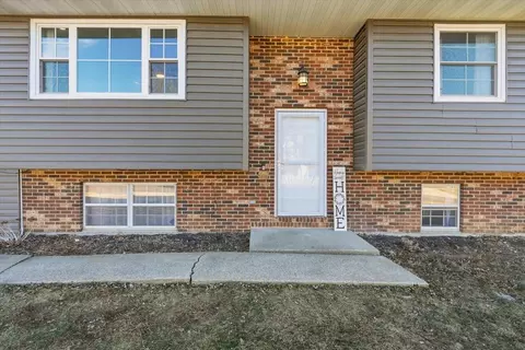 452 Hackberry Blvd, Columbia, MO 65202 photo 2