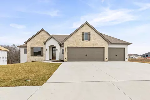 2805 Misty Flower Dr, Columbia, MO 65203