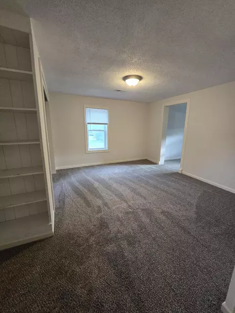 Bedroom - 104 Maple St, Ashland, MO 65010 photo 3 of 5
