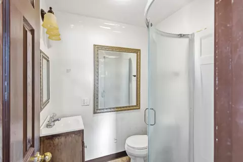Bath - 104 Maple St, Ashland, MO 65010 photo 1 of 4