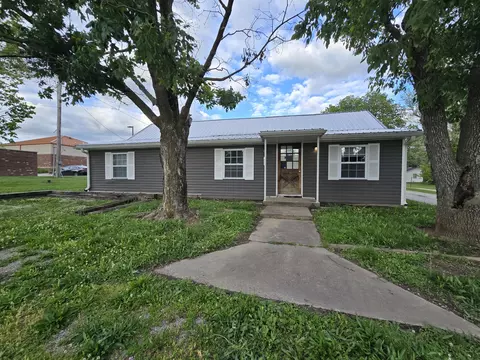Exterior - 104 Maple St, Ashland, MO 65010 photo 4 of 4