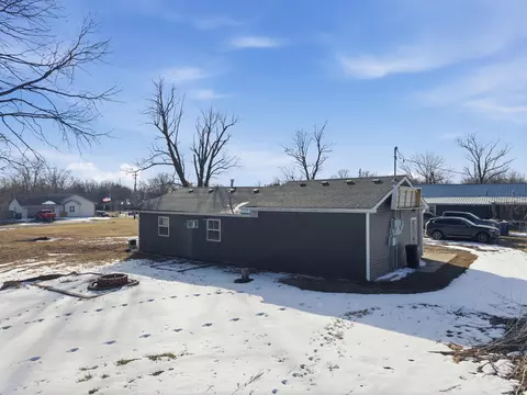 Other - 104 Maple St, Ashland, MO 65010 photo 3 of 19