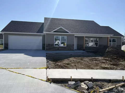 5748 Royal Plum Ct, Columbia, MO 65202