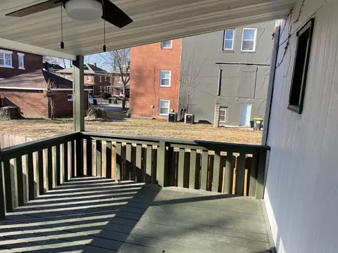 315 E Spring St, Boonville, MO 65233 photo 2