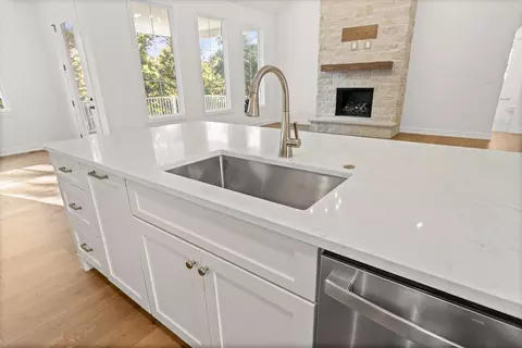Kitchen - 7512 Biddlestone Ct, Columbia, MO 65203 photo 4 of 4