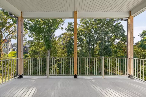 Exterior - 7512 Biddlestone Ct, Columbia, MO 65203 photo 6 of 9