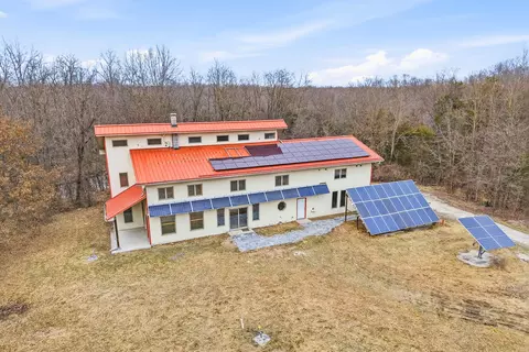 Exterior - 7425 E Rte Y, Ashland, MO 65010 photo 2 of 3