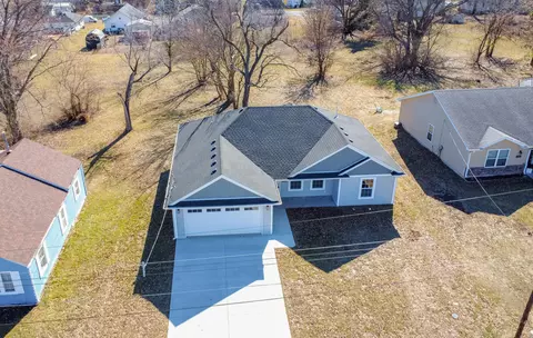 534 W Maple St #1, Mexico, MO 65265