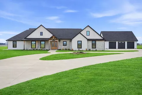 9060 E Highway Ab, Columbia, MO 65201