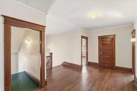 Entry Way - 503 Eastwood St, Marshall, MO 65340 photo 5 of 8