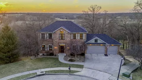 1801 Caledon Ct, Columbia, MO 65203