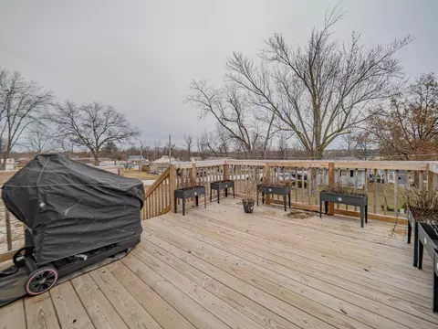 202 Mary St, Paris, MO 65275 photo 3