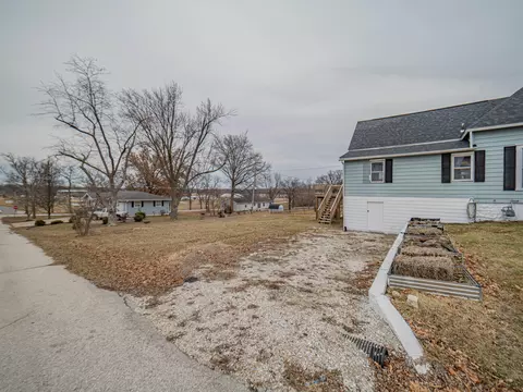 202 Mary St, Paris, MO 65275 photo 36