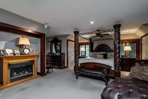 Bedroom - 45 Timber Cove Estates Rd, Eldon, MO 65026 photo 3 of 4
