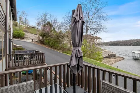 365 Osage Heritage Cir #2C, Linn Creek, MO 65052