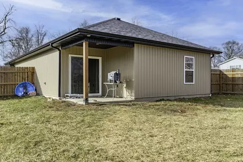 401 E Burks St, Sturgeon, MO 65284 photo 34