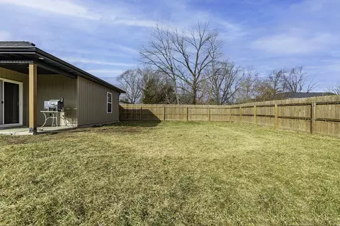 401 E Burks St, Sturgeon, MO 65284 photo 33