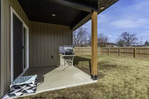 401 E Burks St, Sturgeon, MO 65284 photo 5