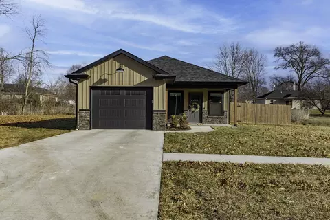 401 E Burks St, Sturgeon, MO 65284 photo 6