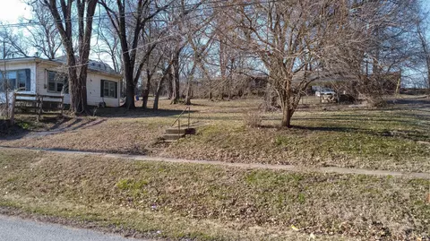 308 E Davis St, Fayette, MO 65248 photo 2