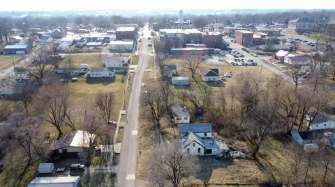 313 E Morrison St, Fayette, MO 65248 photo 7