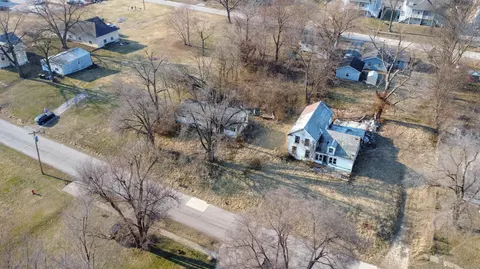 313 E Morrison St, Fayette, MO 65248 photo 4
