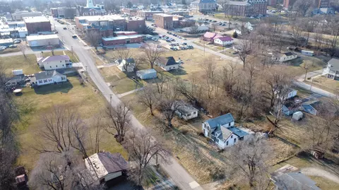 313 E Morrison St, Fayette, MO 65248 photo 6