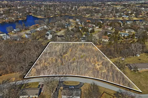 3 W Acres W Bethel Dr, Columbia, MO 65203