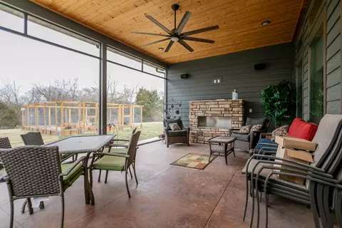 Exterior - 11033 E Timmons Rd, Centralia, MO 65240 photo 1 of 8