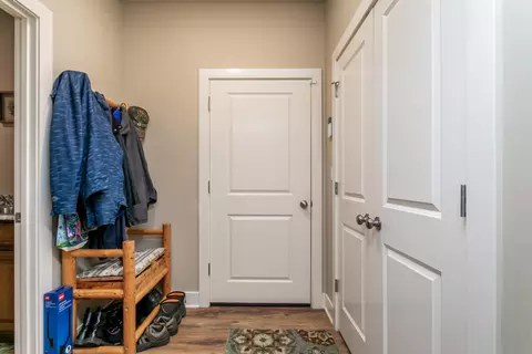 Entry Way - 11033 E Timmons Rd, Centralia, MO 65240 photo 4 of 5