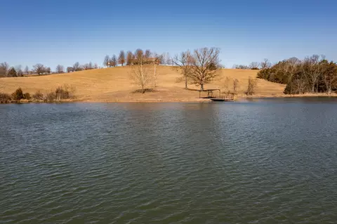 90 Sheltie Ln, Westphalia, MO 65085