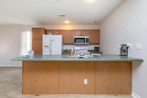 154 E Tully Ct, Columbia, MO 65202 photo 5