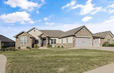 801 Sunstone Ln, Columbia, MO 65201