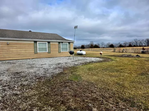24120 Mo-107, Stoutsville, MO 65283