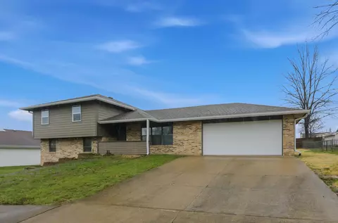 2713 Poppy Way, Columbia, MO 65202