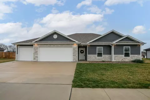 6502 Douglas Pkwy, Hallsville, MO 65255