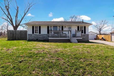 608 W Pearson St, Mexico, MO 65265